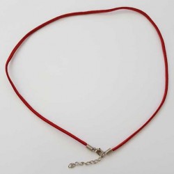 1 collier tour de cou suédine rouge 51 cm fermoir mousqueton