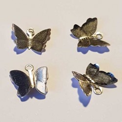 Breloque papillon N°24