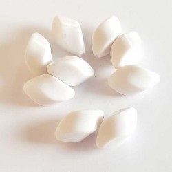 Perle fantaisie plastique ovale 20 mm N°01
