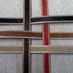 Cuir Plat Veau 10 mm par 20 cm peau et chaîne