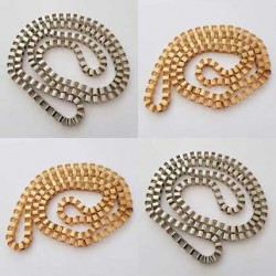 1.20 mètre collier chaine carré Argent ou Doré n°01