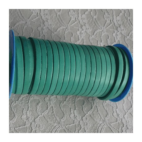 Cuir de 06 mm Lisse par 20 cm